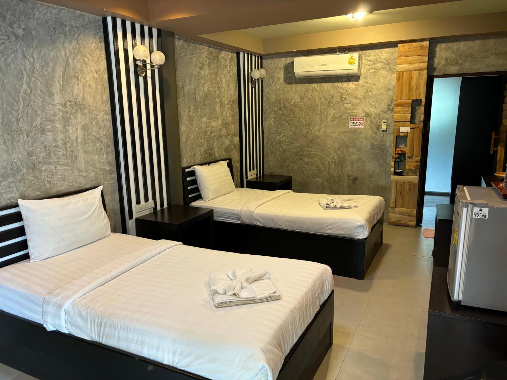 Revolution Kanchanaburi Adventure Hq Ban Chuk Kum Екстер'єр фото