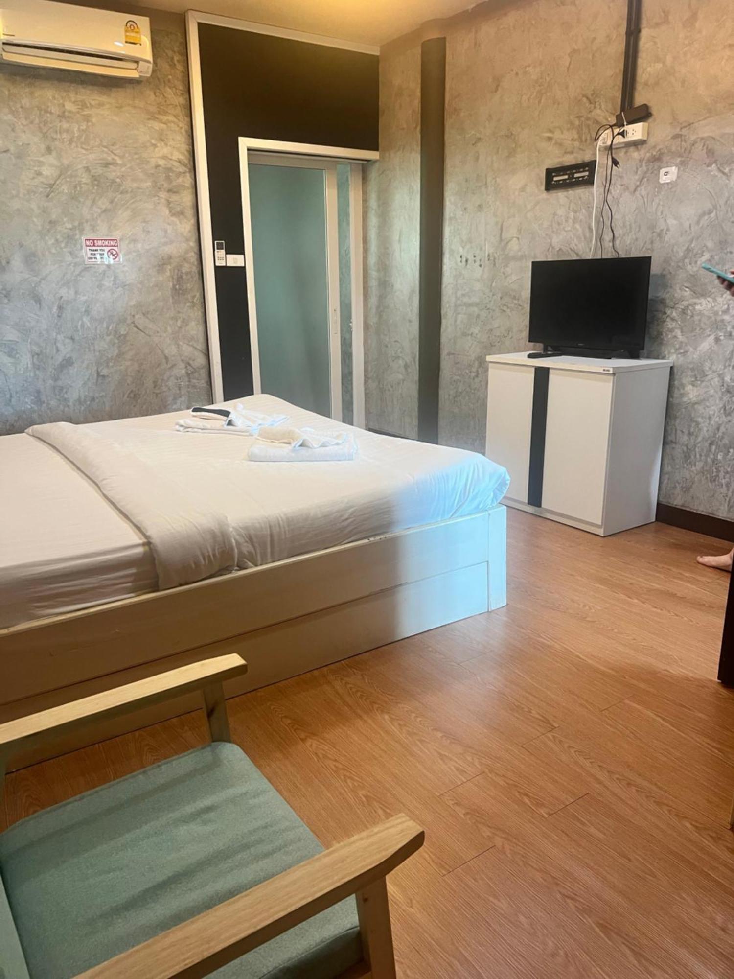 Revolution Kanchanaburi Adventure Hq Ban Chuk Kum Екстер'єр фото